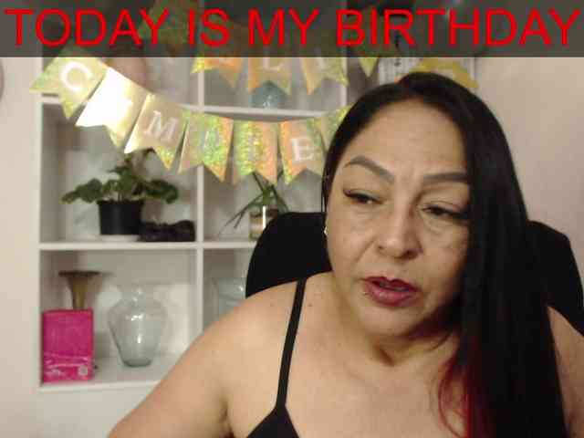Keyla-Ruiz webcam
