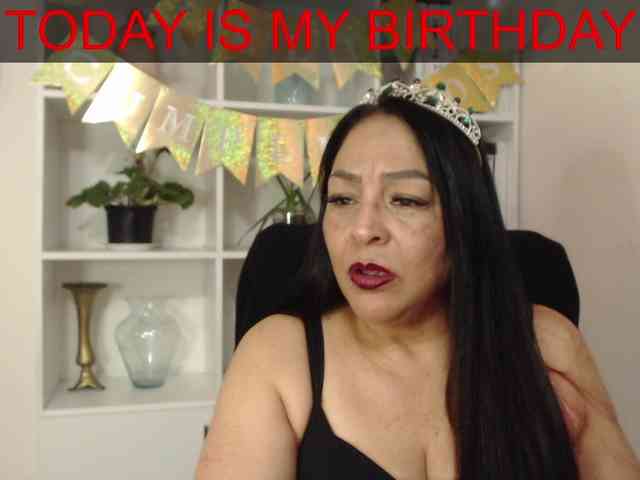 Keyla-Ruiz webcam