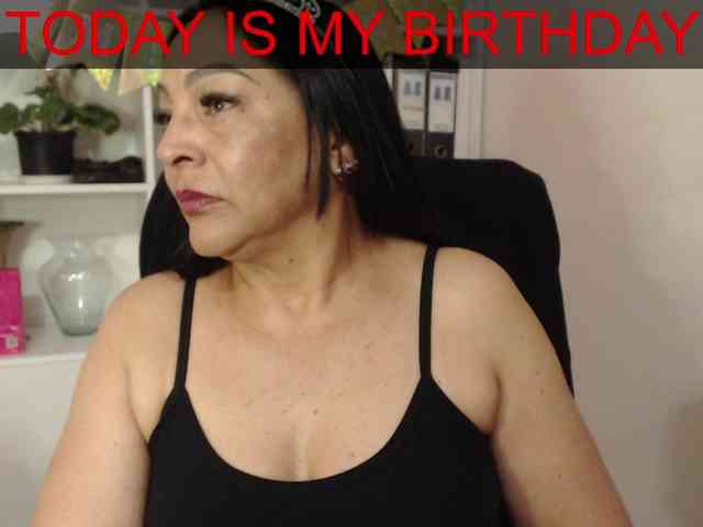 Keyla-Ruiz webcam