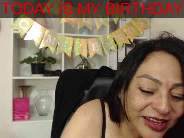 Keyla-Ruiz webcam