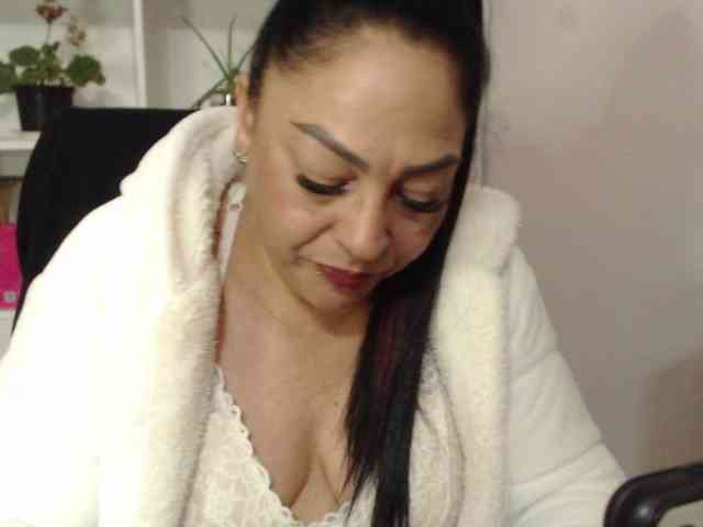 Keyla-Ruiz webcam