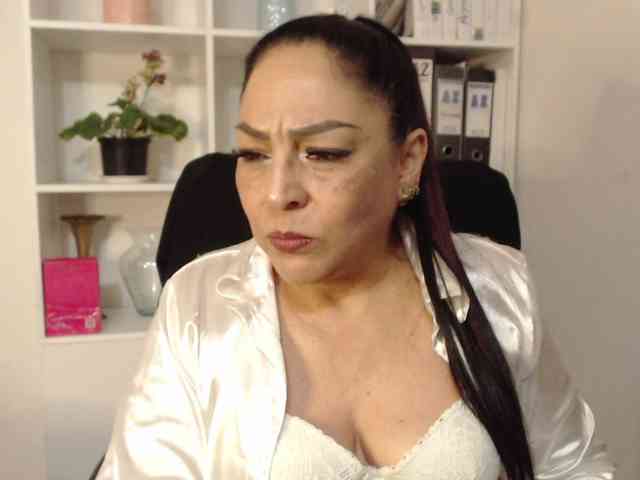 Keyla-Ruiz webcam