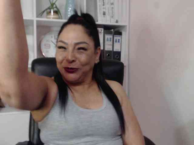Keyla-Ruiz webcam