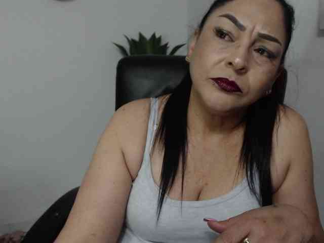 Keyla-Ruiz webcam