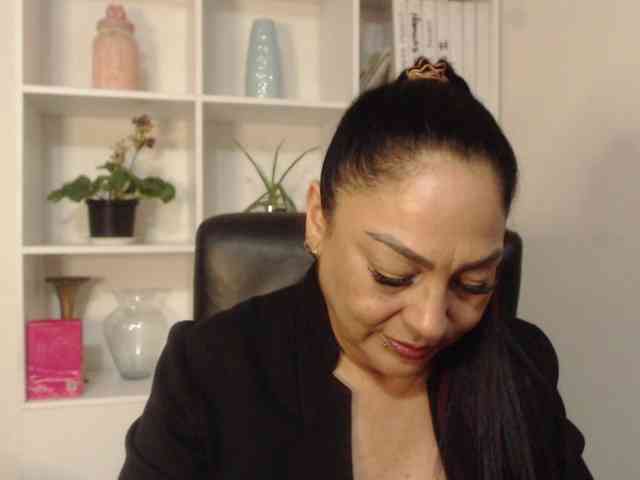 Keyla-Ruiz webcam