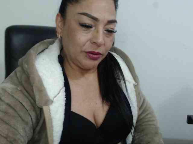 Keyla-Ruiz webcam