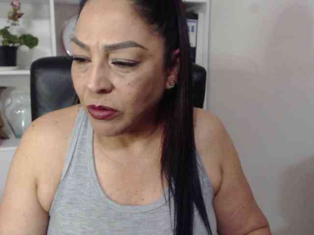 Keyla-Ruiz webcam