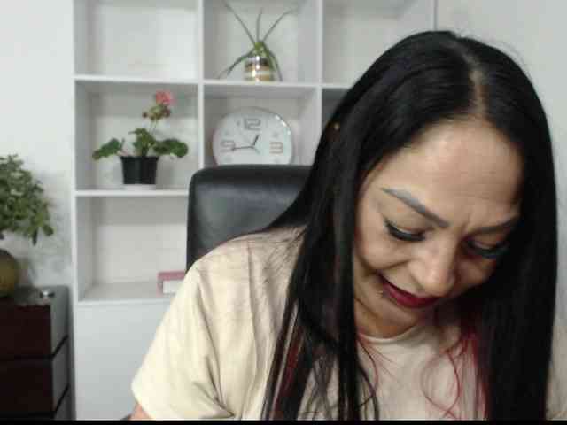 Keyla-Ruiz webcam