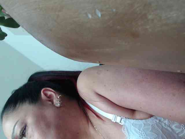 Keyla-Ruiz webcam