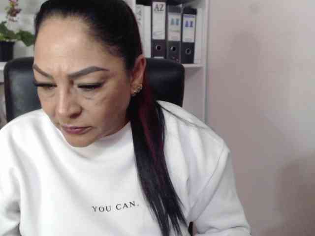 Keyla-Ruiz webcam