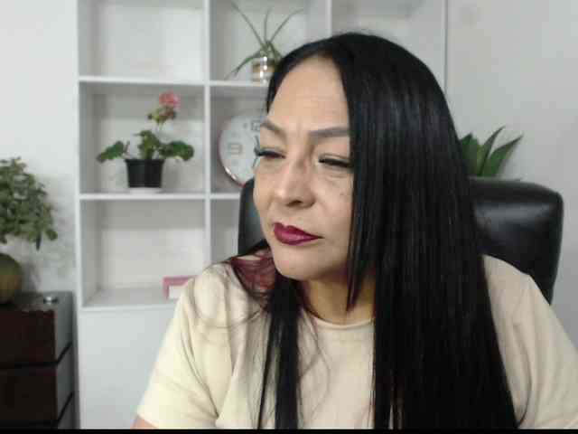 Keyla-Ruiz webcam
