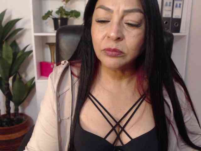 Keyla-Ruiz webcam