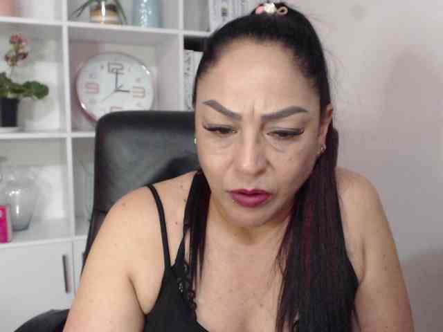 Keyla-Ruiz webcam