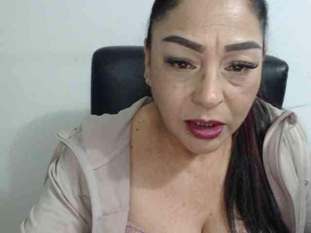 Keyla-Ruiz webcam