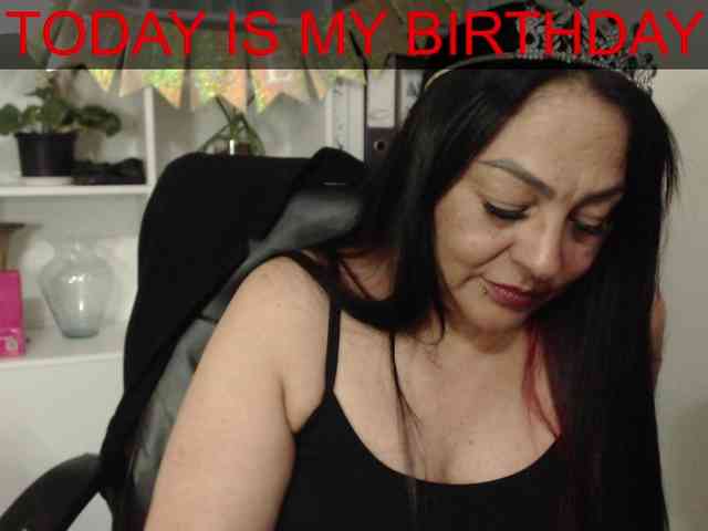 Keyla-Ruiz webcam