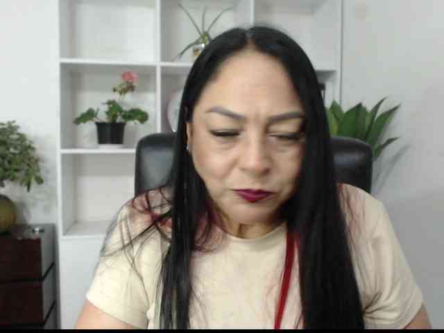Keyla-Ruiz webcam