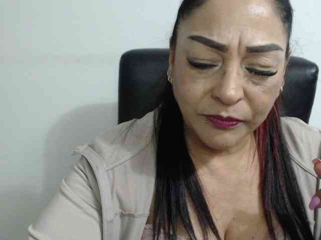 Keyla-Ruiz webcam