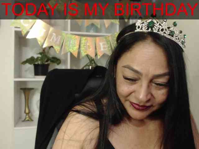 Keyla-Ruiz webcam