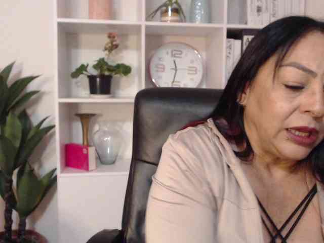 Keyla-Ruiz webcam