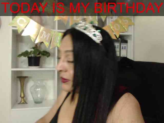 Keyla-Ruiz webcam
