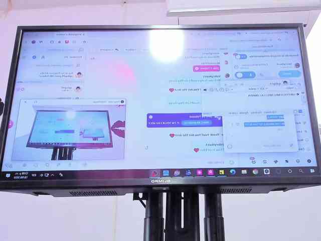 ValeryHart1 webcam