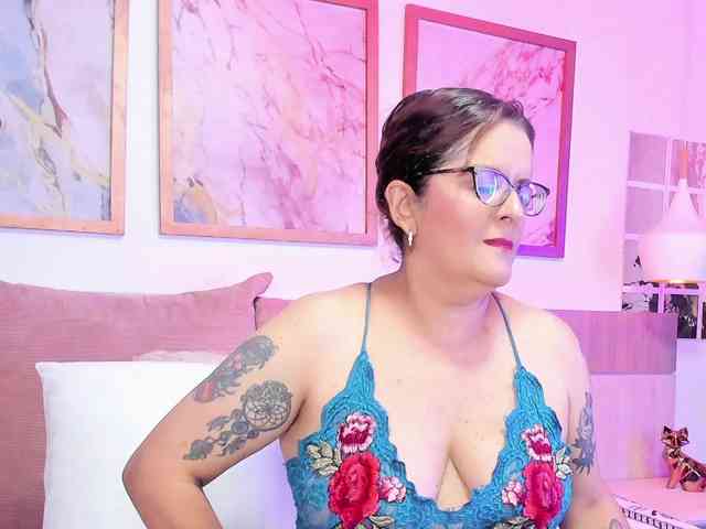 ValeryHart1