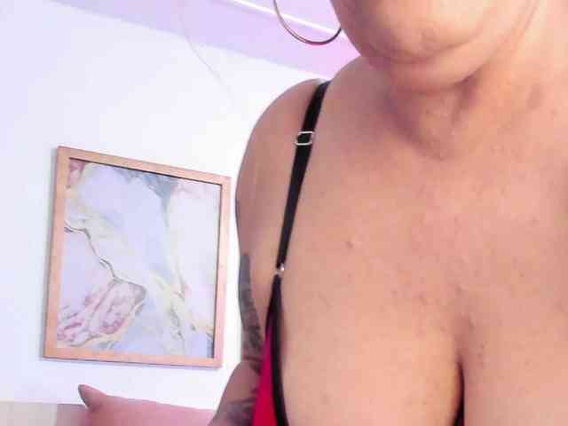 ValeryHart1 webcam