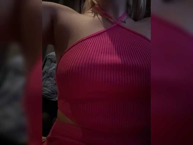 PrettyKatea live cam on BongaCams