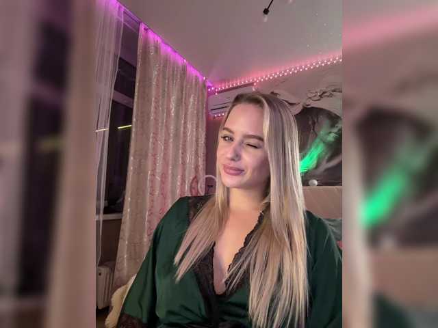 _Katrinka_ live cam preview