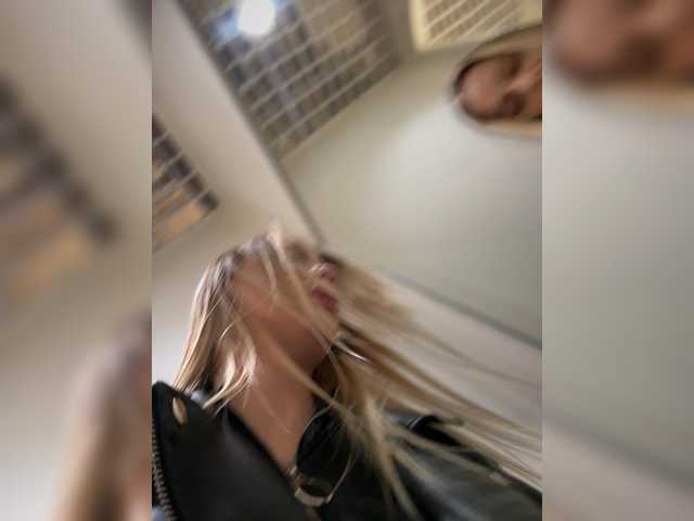 PrettyKatea's BongaCams profile