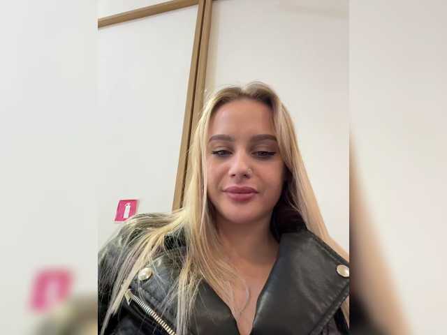 _Katrinka_ live cam on BongaCams