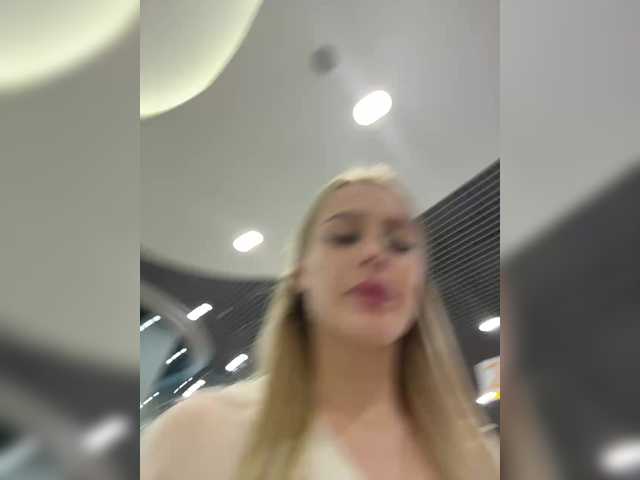 PrettyKatea live cam on BongaCams