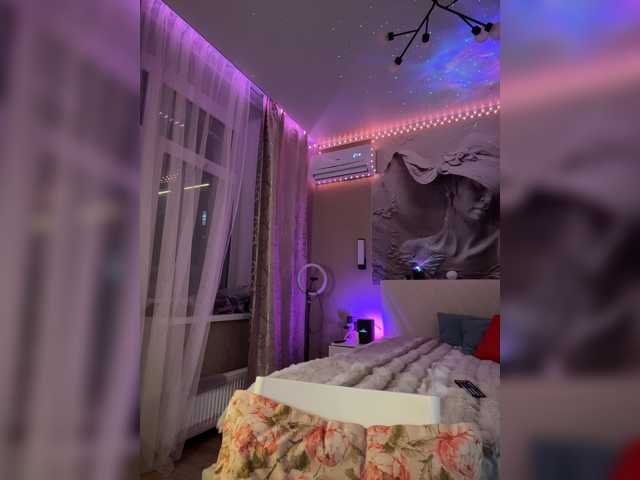 PrettyKatea live cam on BongaCams