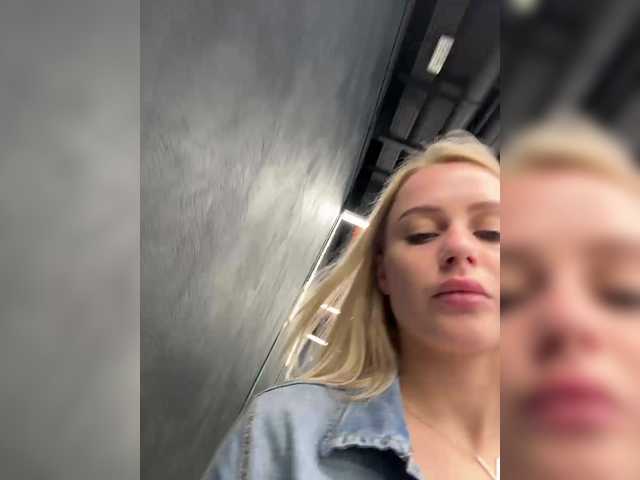 PrettyKatea live cam on BongaCams