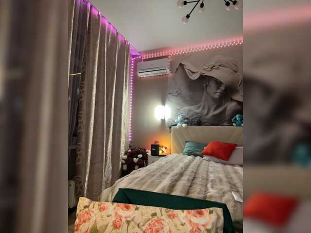 PrettyKatea live cam on BongaCams