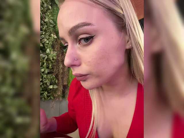 PrettyKatea live cam on BongaCams