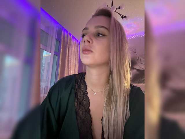 _Katrinka_ live cam preview