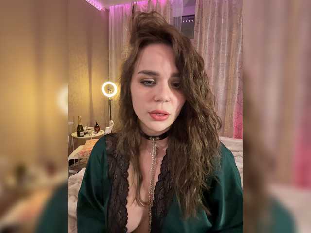 PrettyKatea live cam on BongaCams