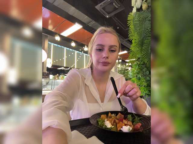 в попе у PrettyKatea