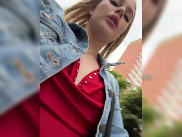 PrettyKatea live cam on BongaCams