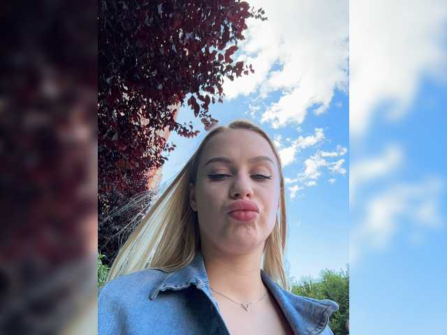 _Katrinka_ live cam on BongaCams
