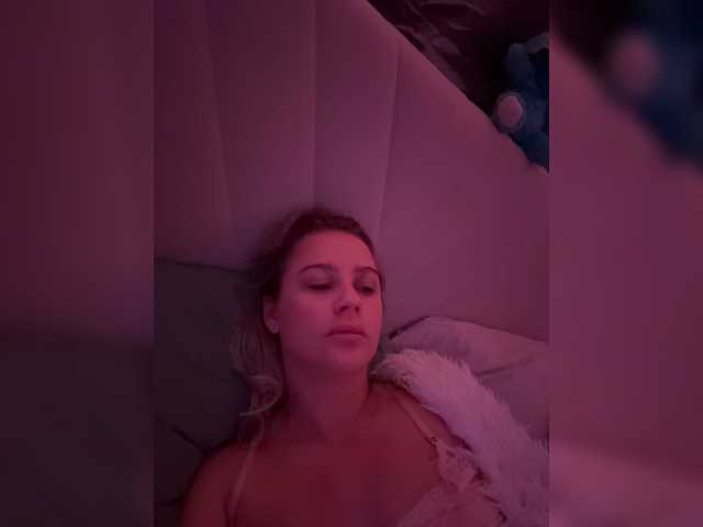PrettyKatea live cam on BongaCams