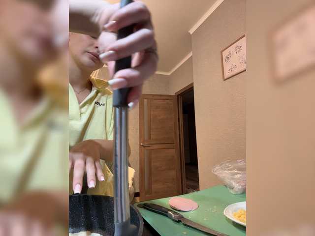 PrettyKatea live cam on BongaCams