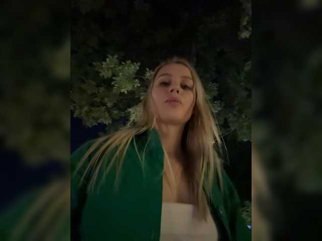 Live трансляция _Katrinka_ - Runet.cam