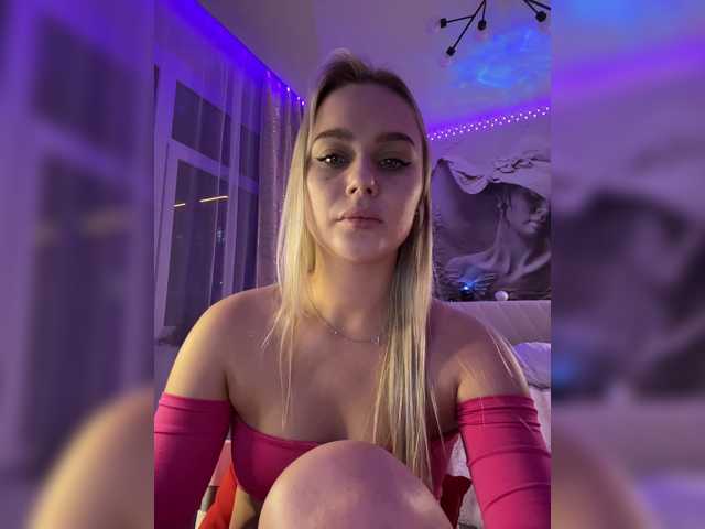 _Katrinka_ live cam preview