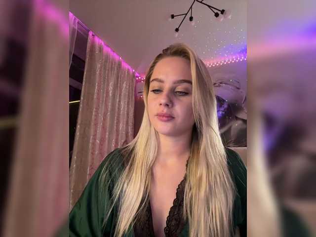 _Katrinka_ live cam preview
