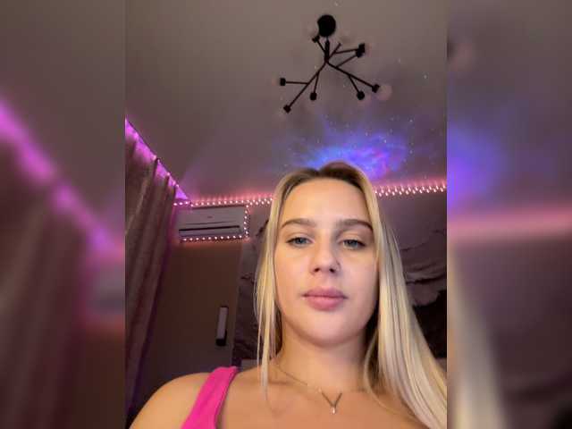 PrettyKatea, live now on BongaCams