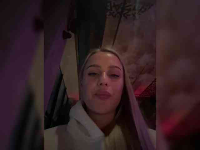 web cam nude PrettyKatea