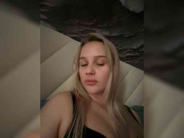 Modèle: _Katrinka_