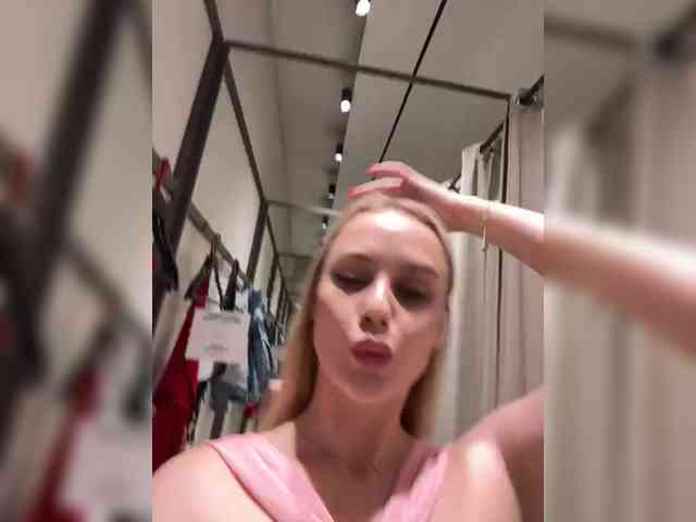 PrettyKatea Live Webcam on BongaCams